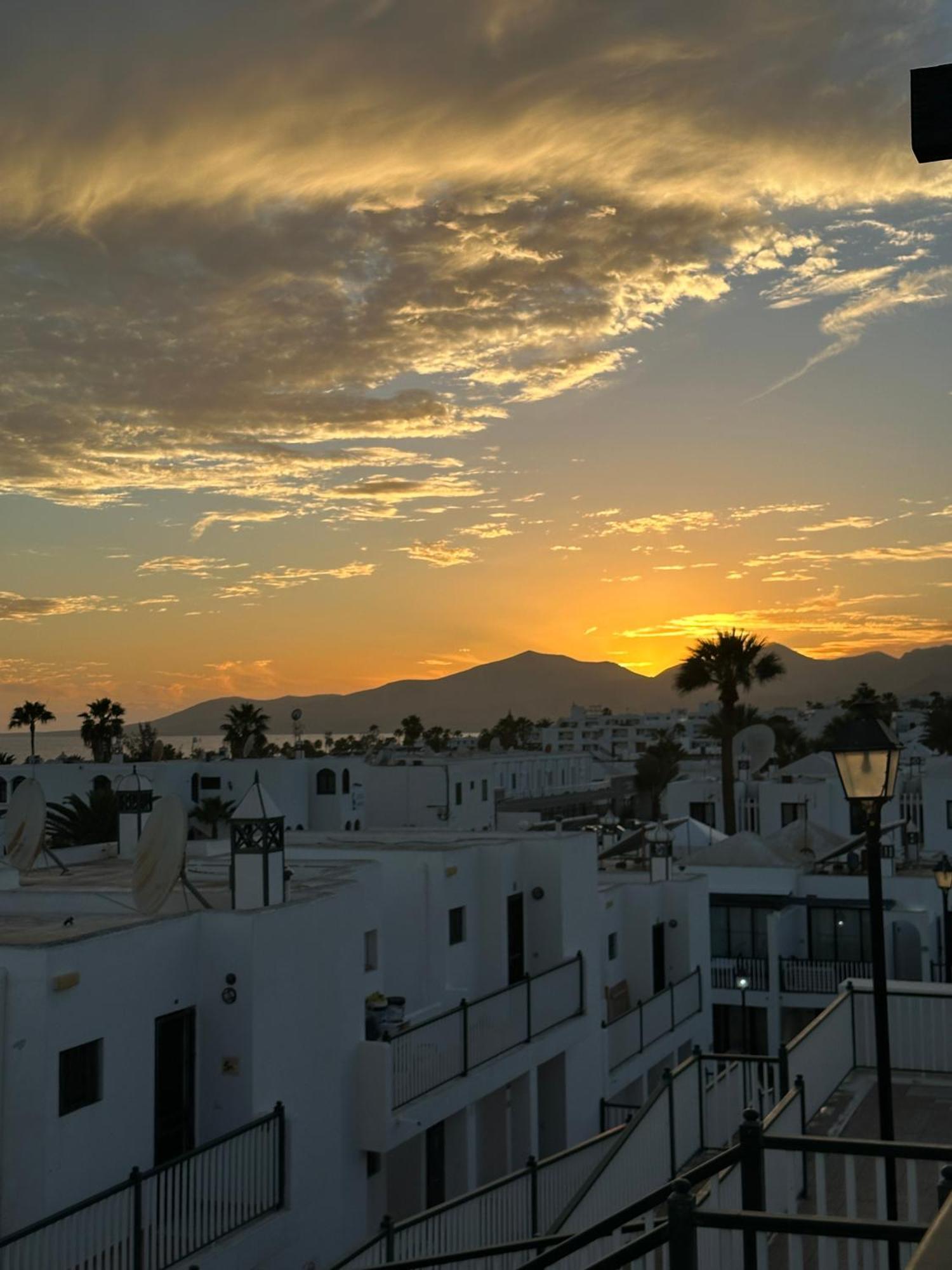 Appartement Casa Josephine Lanzarote, Spectacular Sea Views & Free Wifi à Puerto del Carmen  Extérieur photo